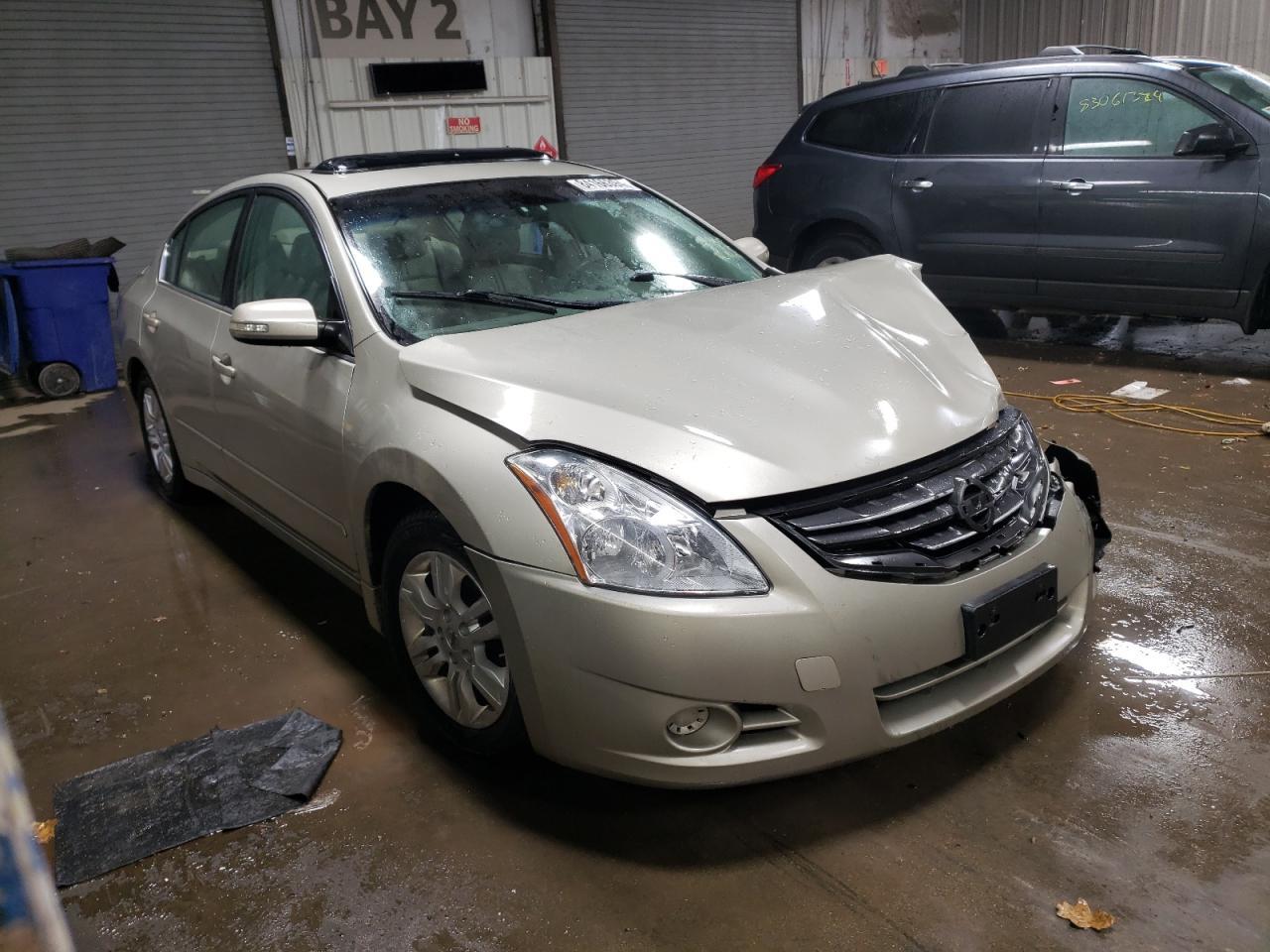 2010 NISSAN ALTIMA