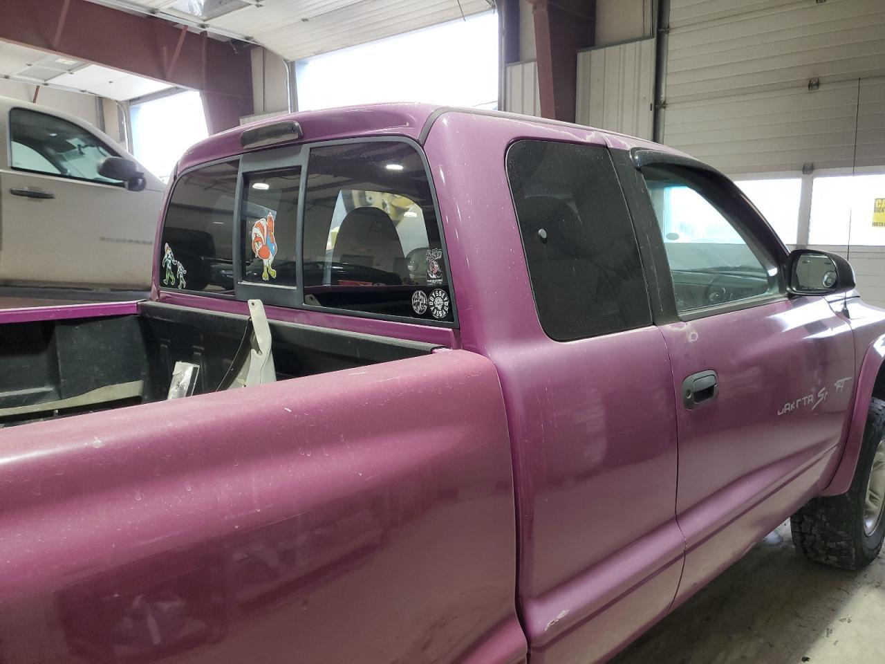 1997 DODGE Dakota