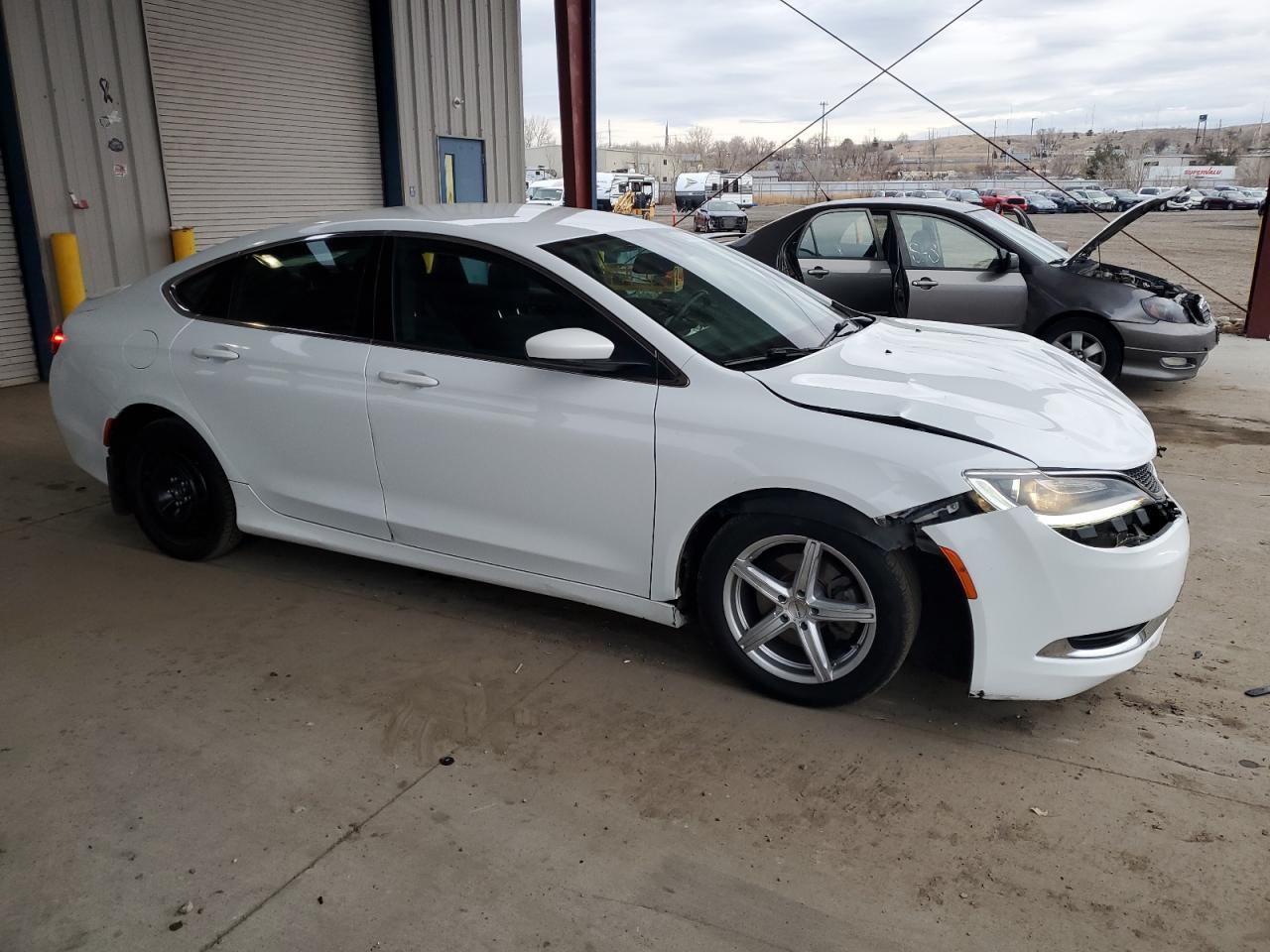 2016 CHRYSLER 200