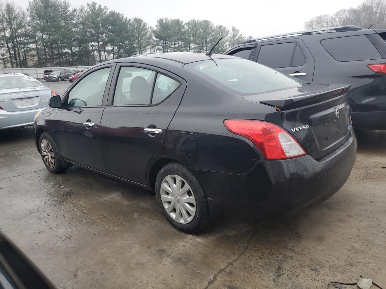 2013 NISSAN VERSA
