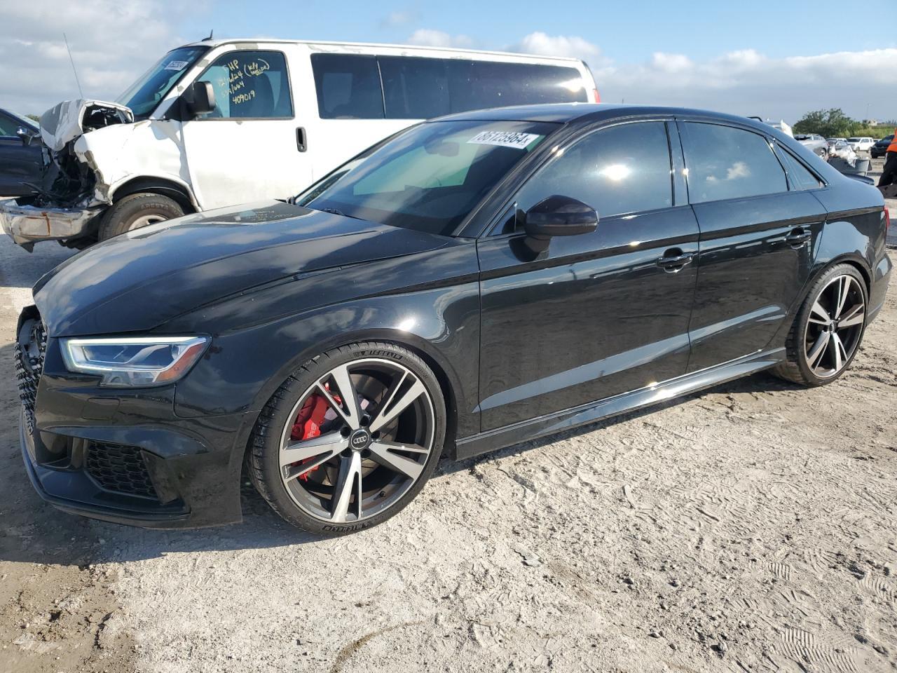 2019 AUDI RS3