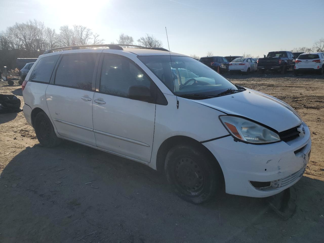 2005 TOYOTA SIENNA