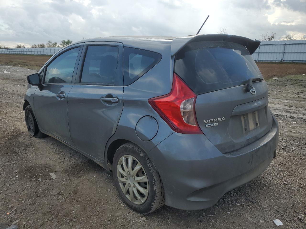 2017 NISSAN VERSA