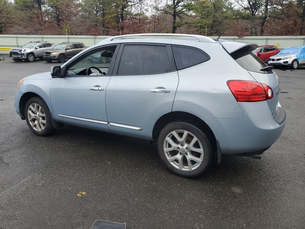 2013 NISSAN ROGUE