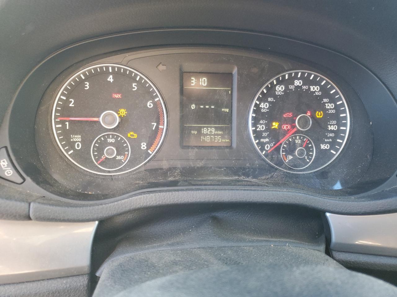 2015 VOLKSWAGEN Passat