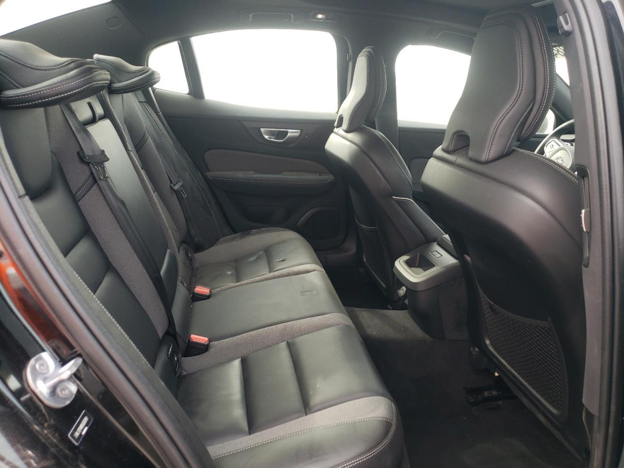 2024 VOLVO S60
