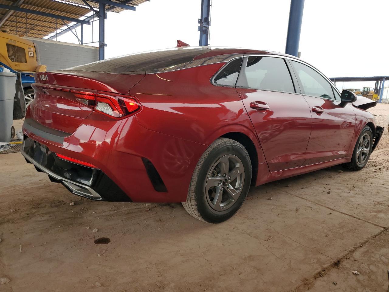 2022 KIA K5