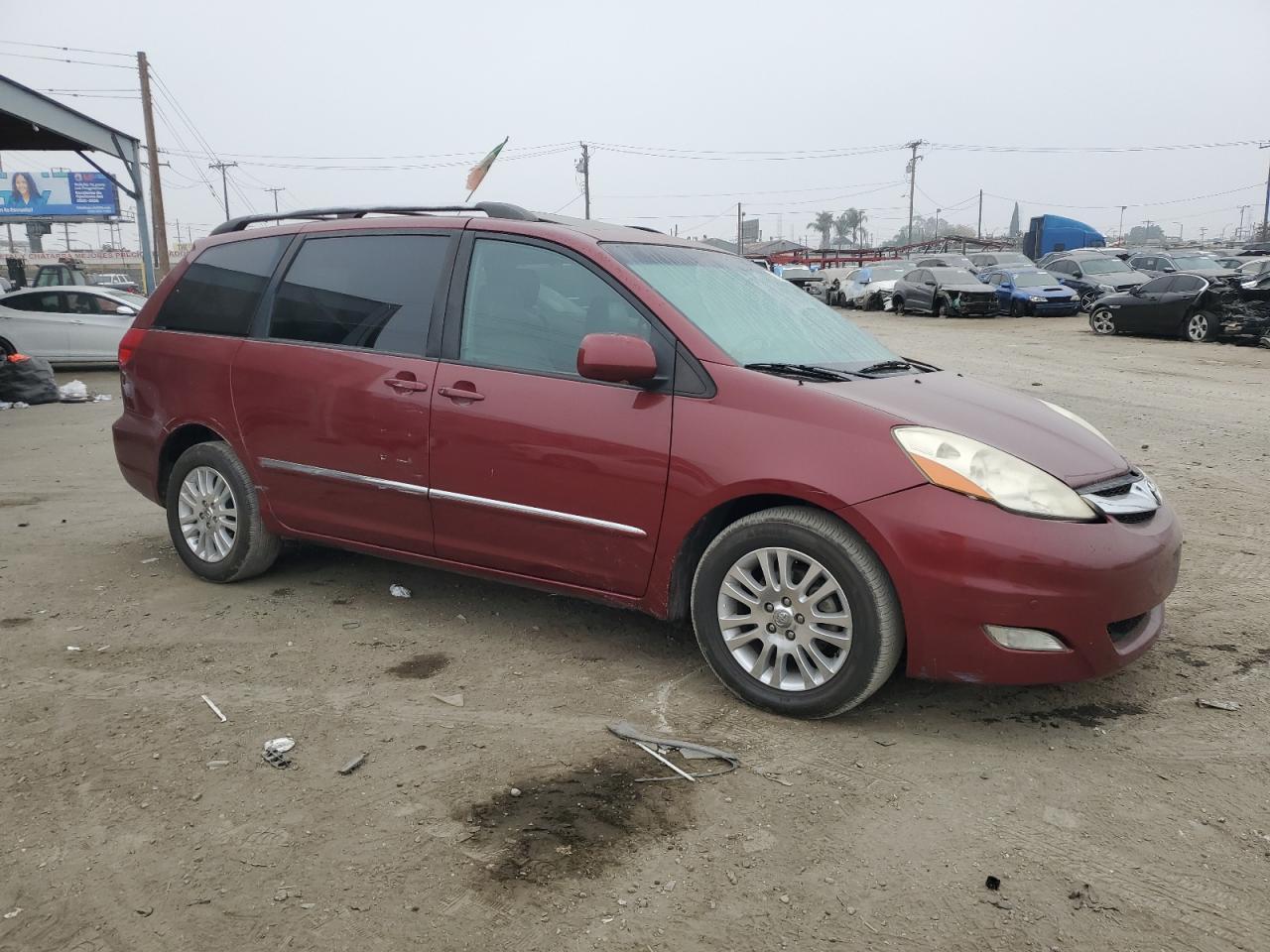 2009 TOYOTA SIENNA