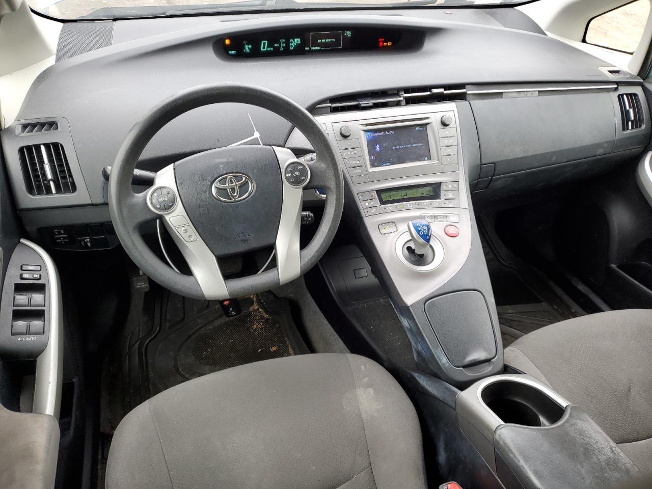 2014 TOYOTA PRIUS