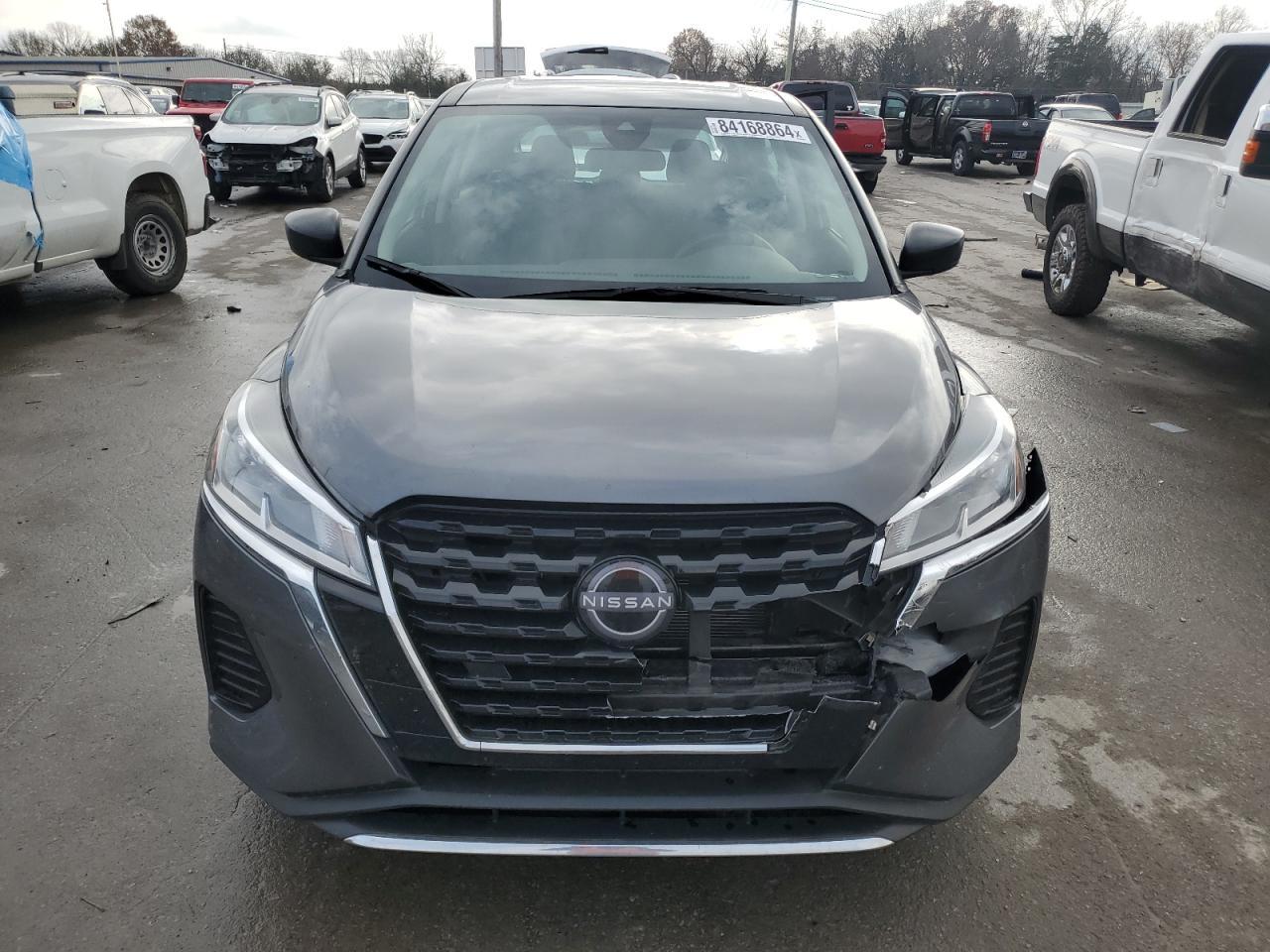 2023 NISSAN KICKS