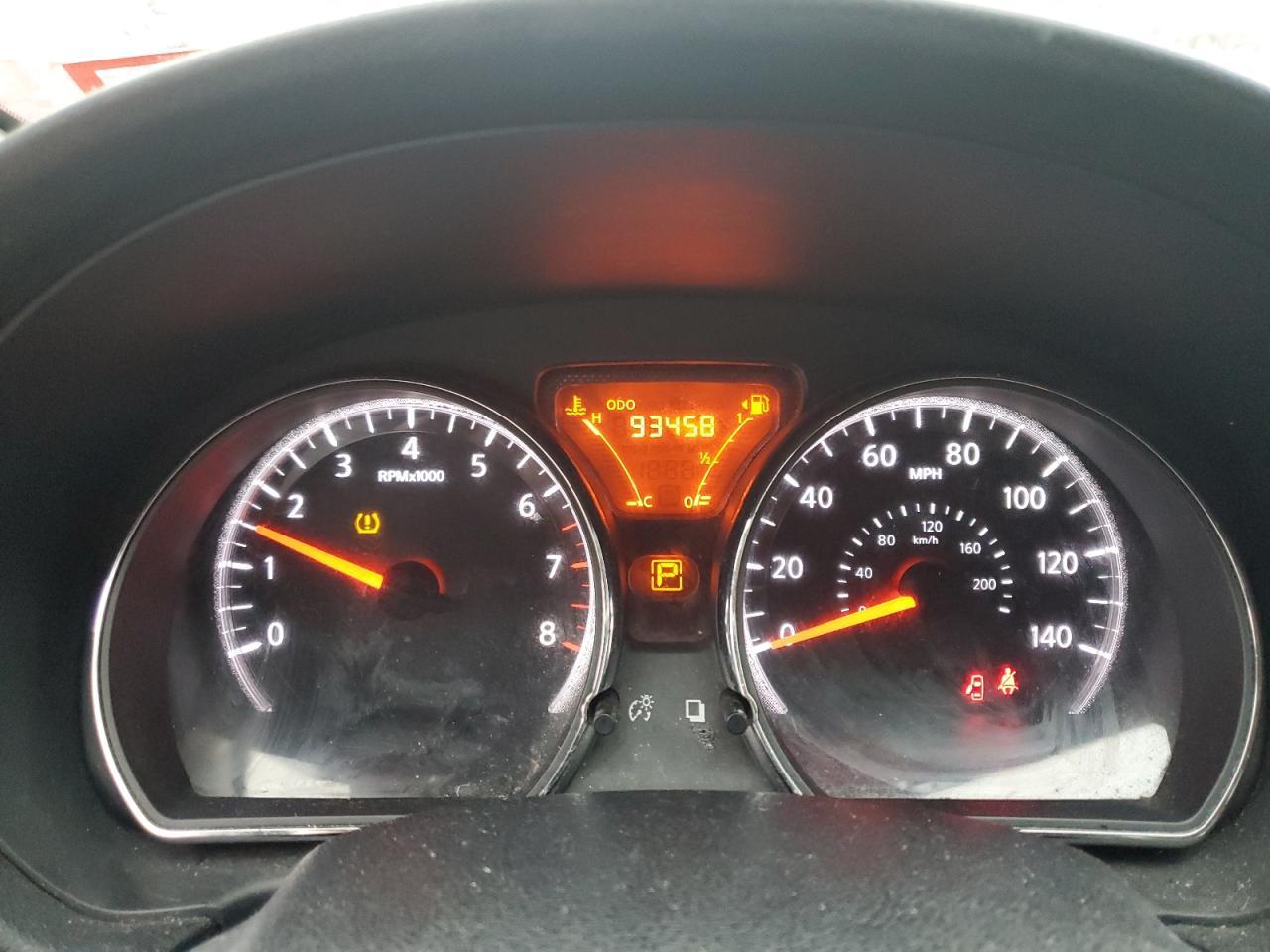 2013 NISSAN VERSA