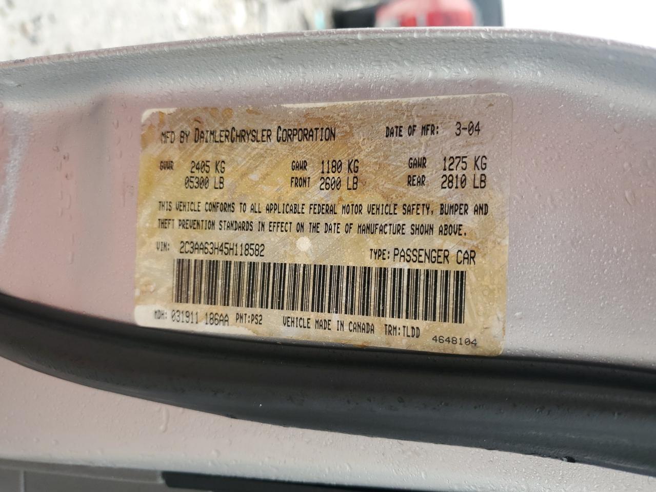 2005 CHRYSLER 300