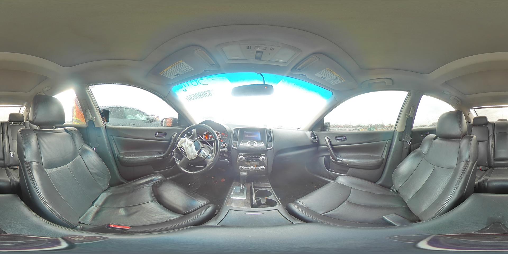 2012 NISSAN Maxima