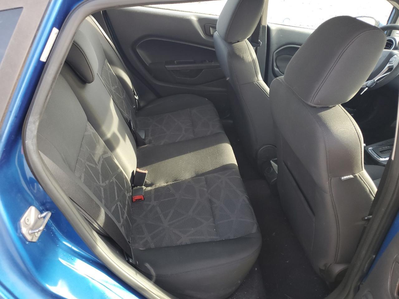2011 FORD Fiesta