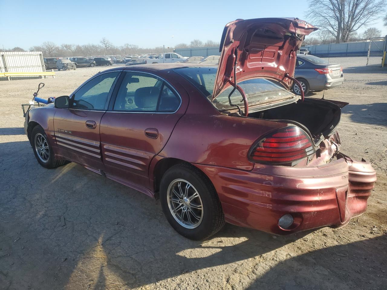2001 PONTIAC Grandam
