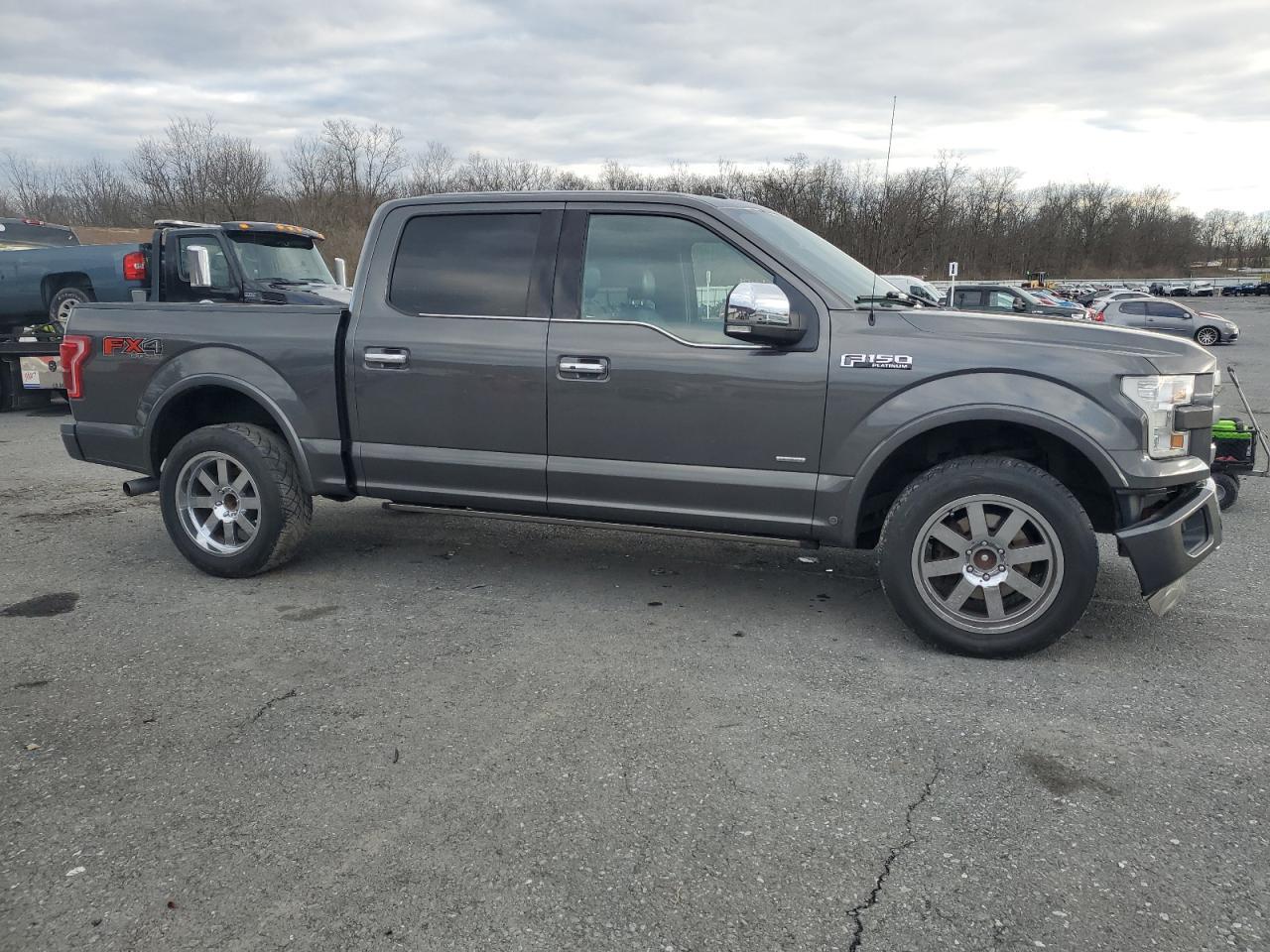 2015 FORD F-150