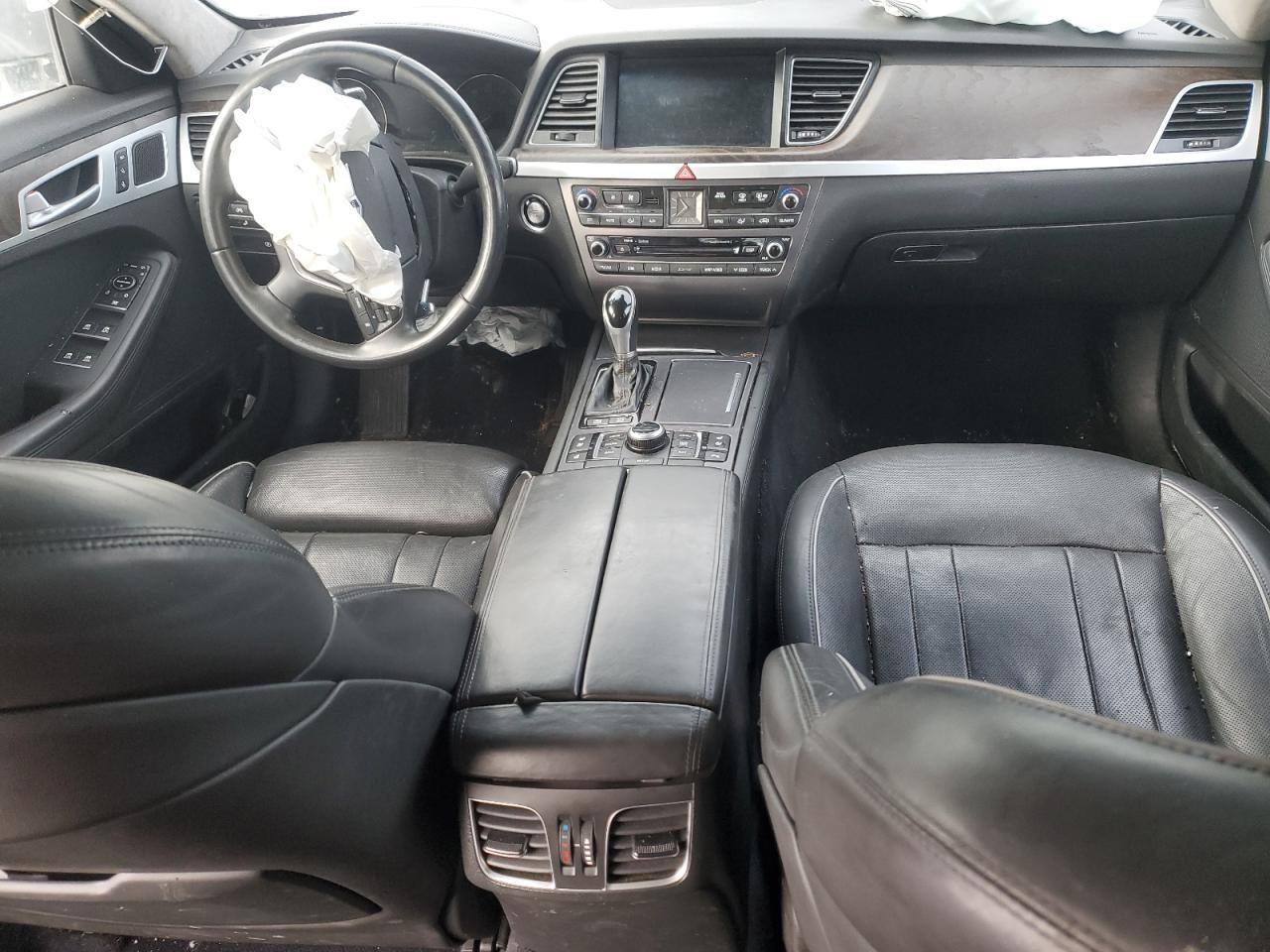 2015 HYUNDAI GENESIS