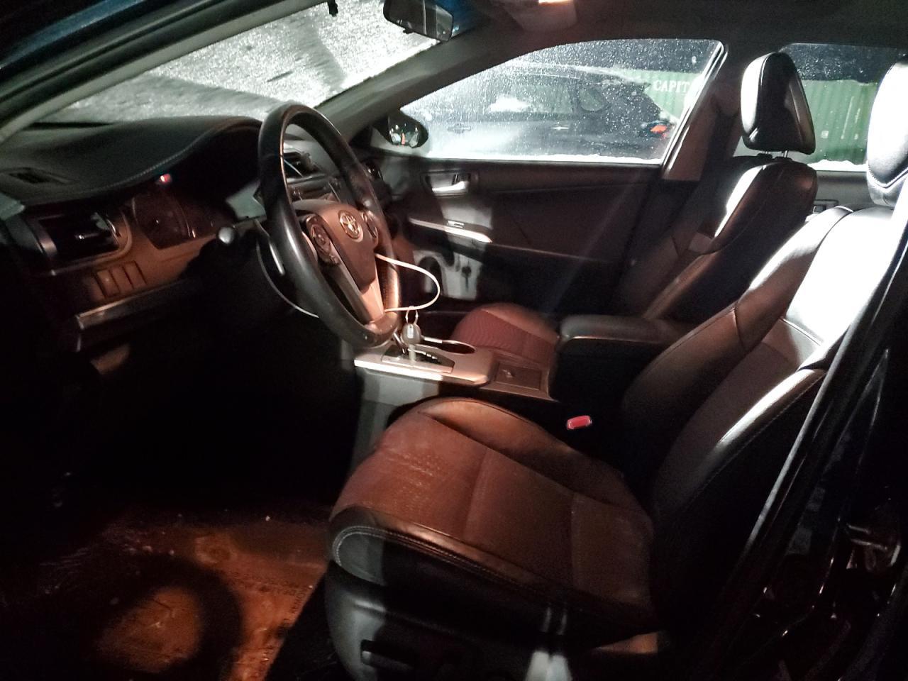 2014 TOYOTA CAMRY