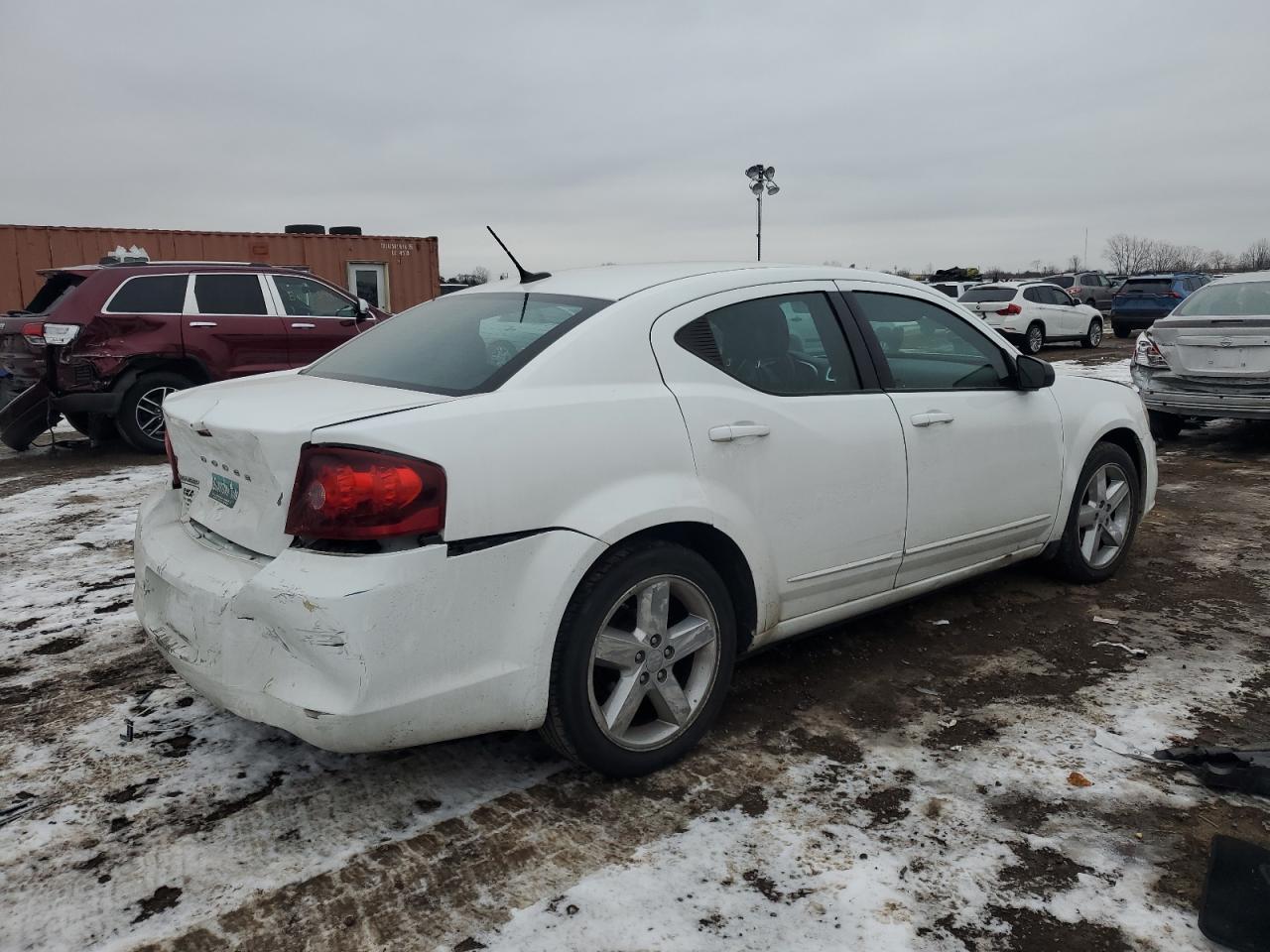 2012 DODGE Avenger