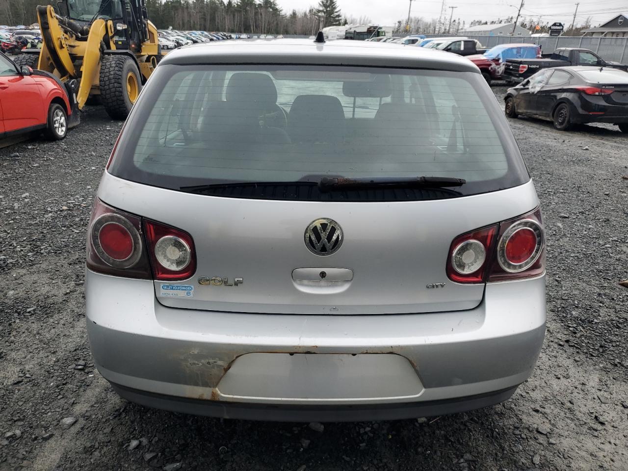 2010 VOLKSWAGEN GOLF