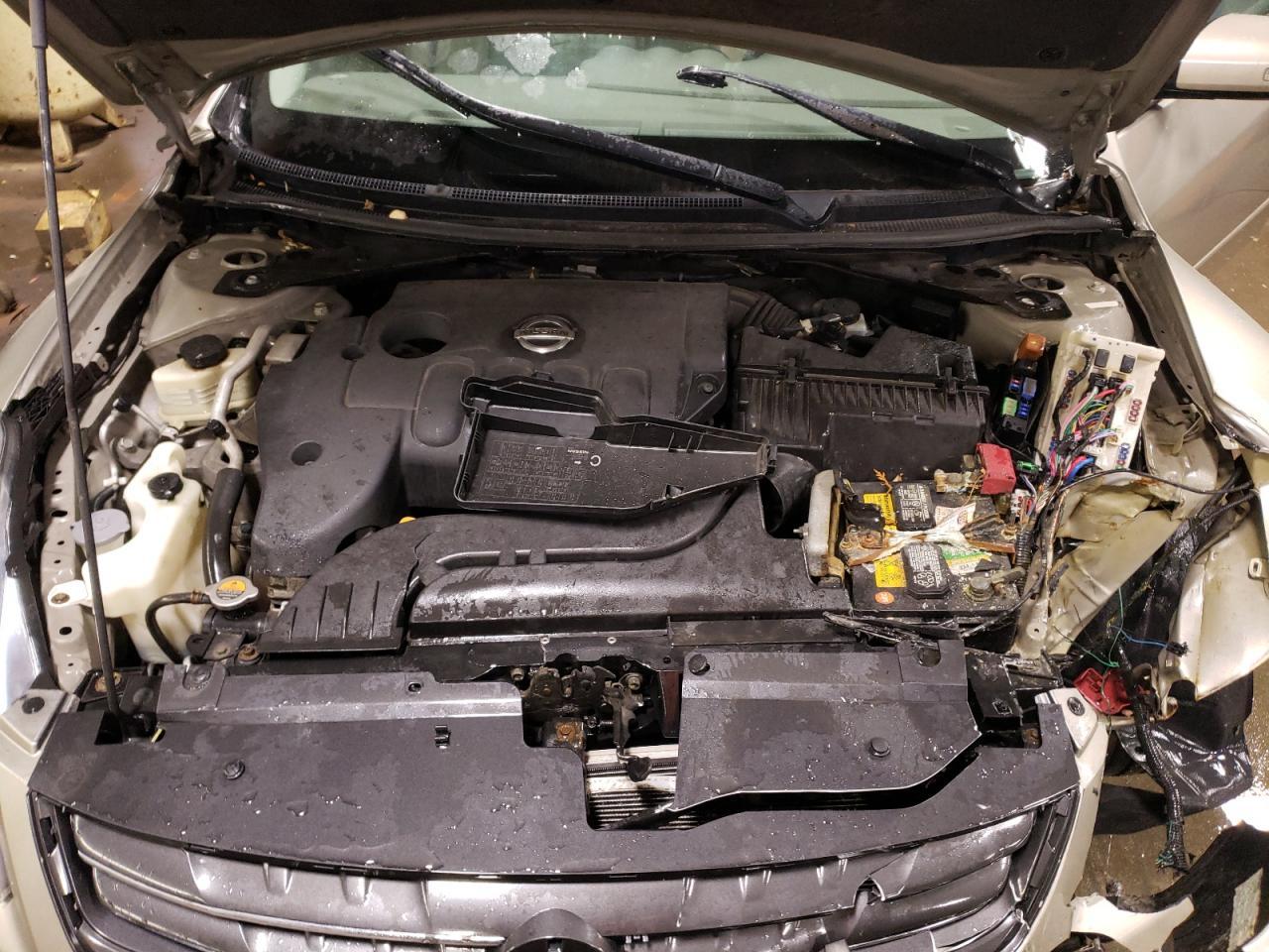 2010 NISSAN ALTIMA