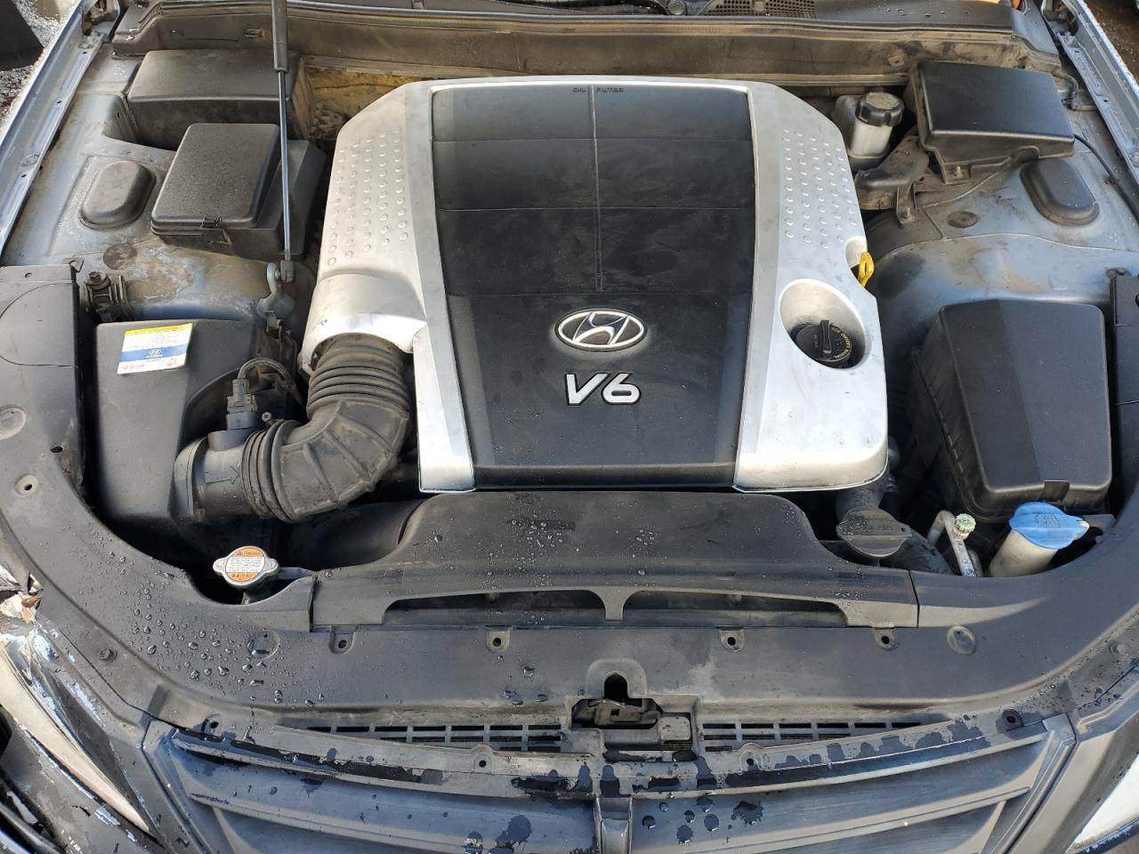 2011 HYUNDAI GENESIS