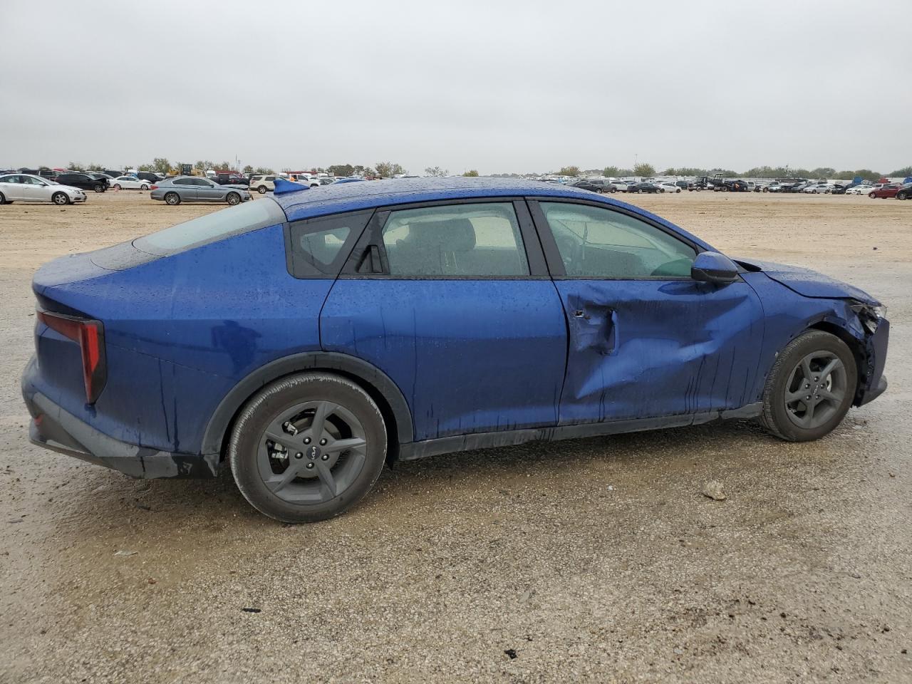 2025 KIA K4