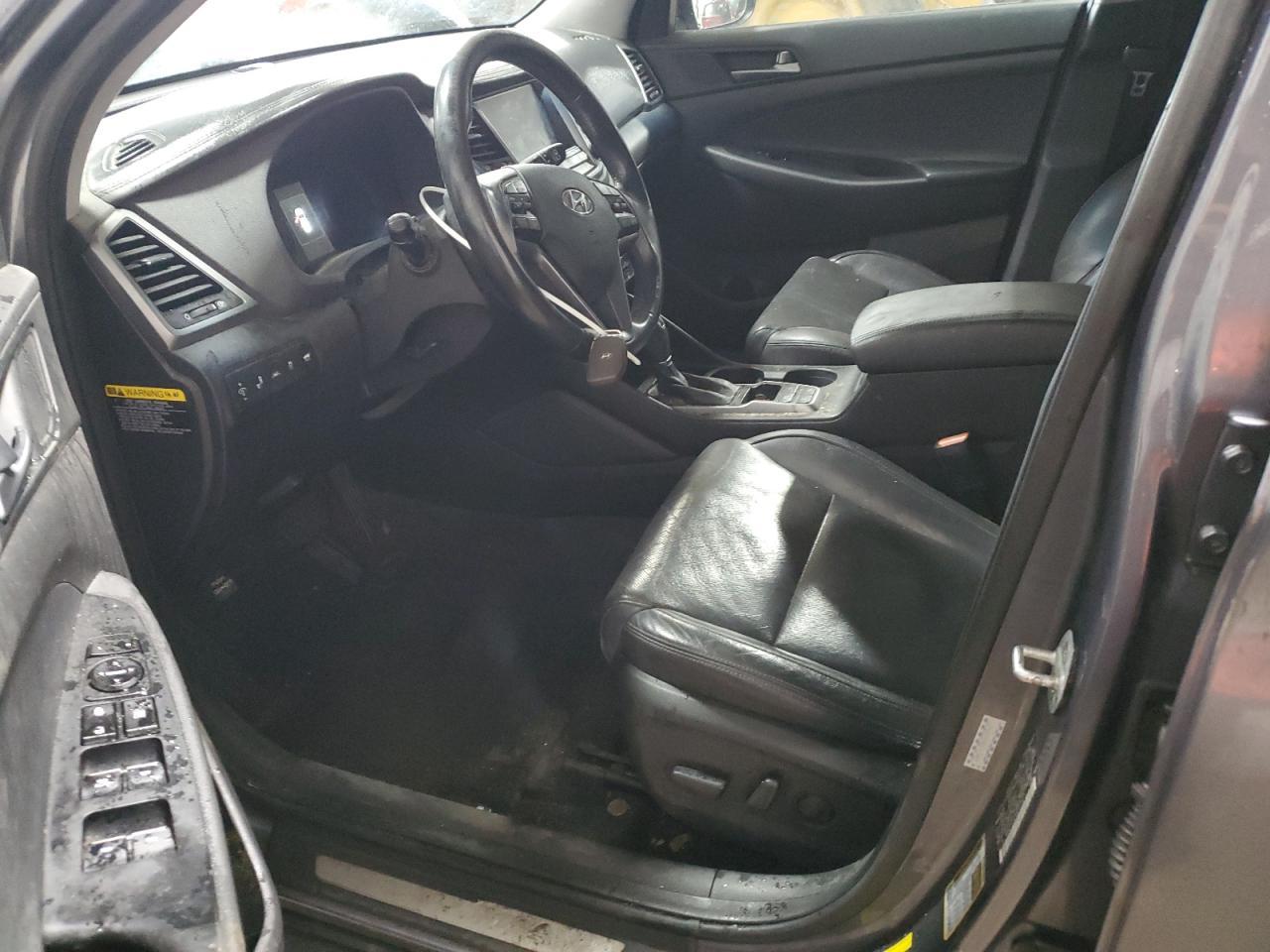 2016 HYUNDAI TUCSON
