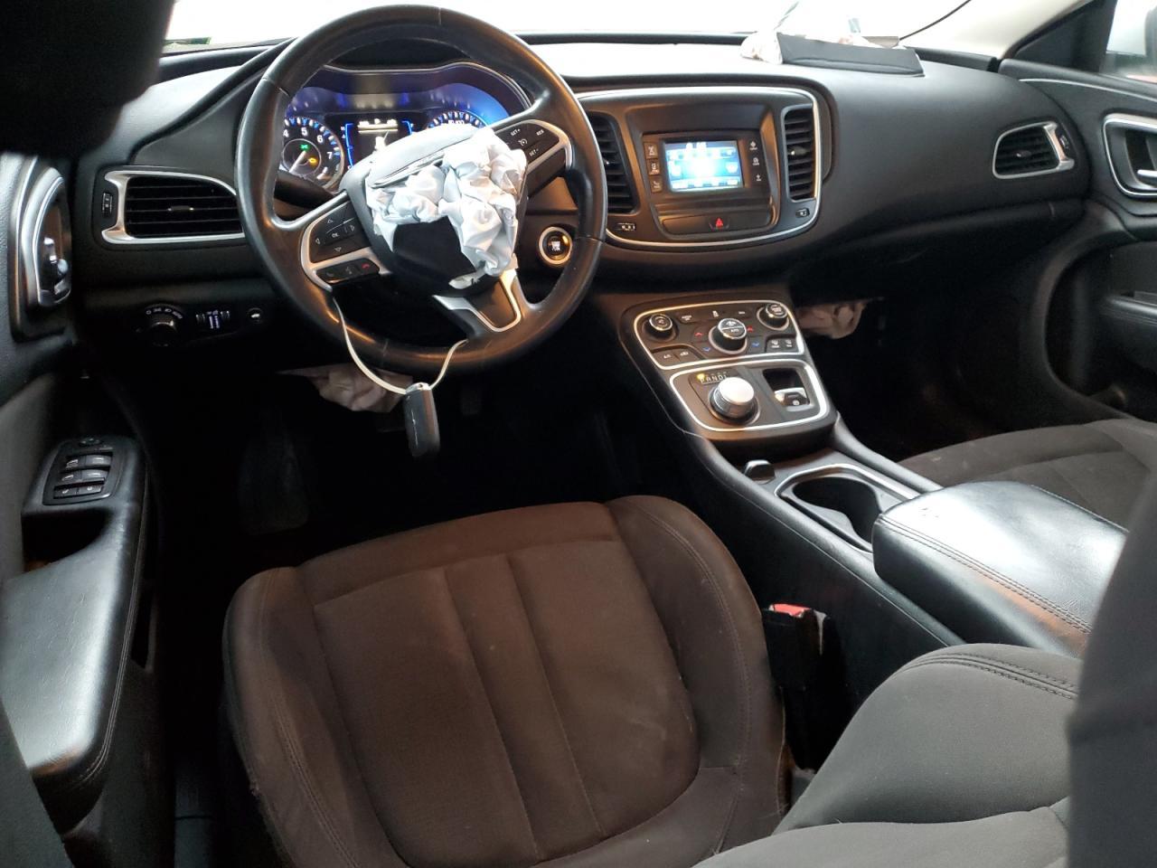 2016 CHRYSLER 200