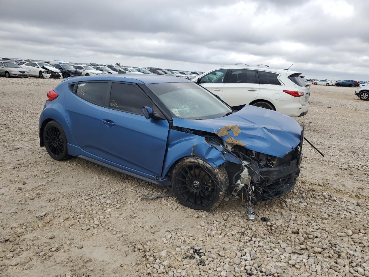 2016 HYUNDAI VELOSTER