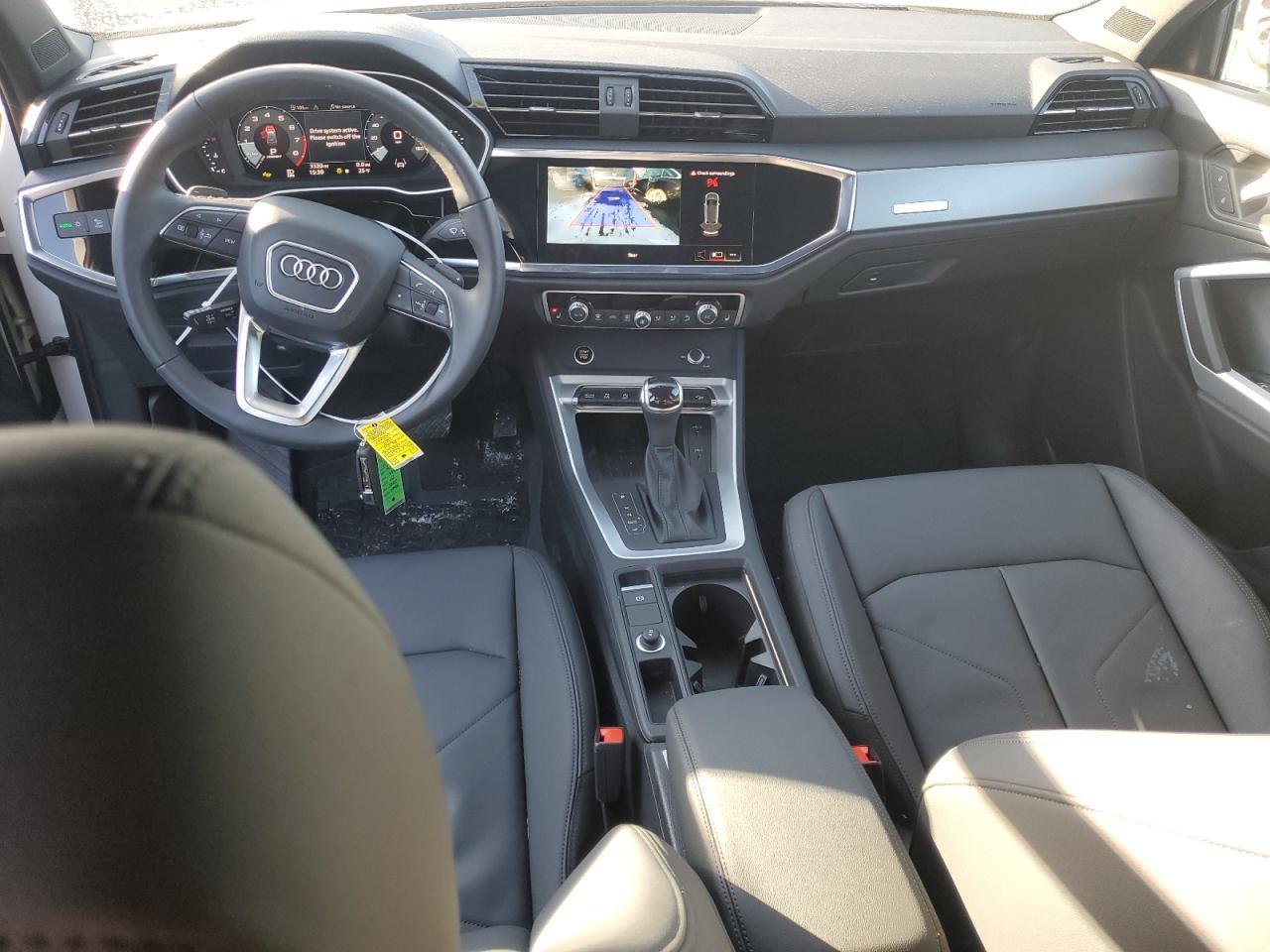 2024 AUDI Q3