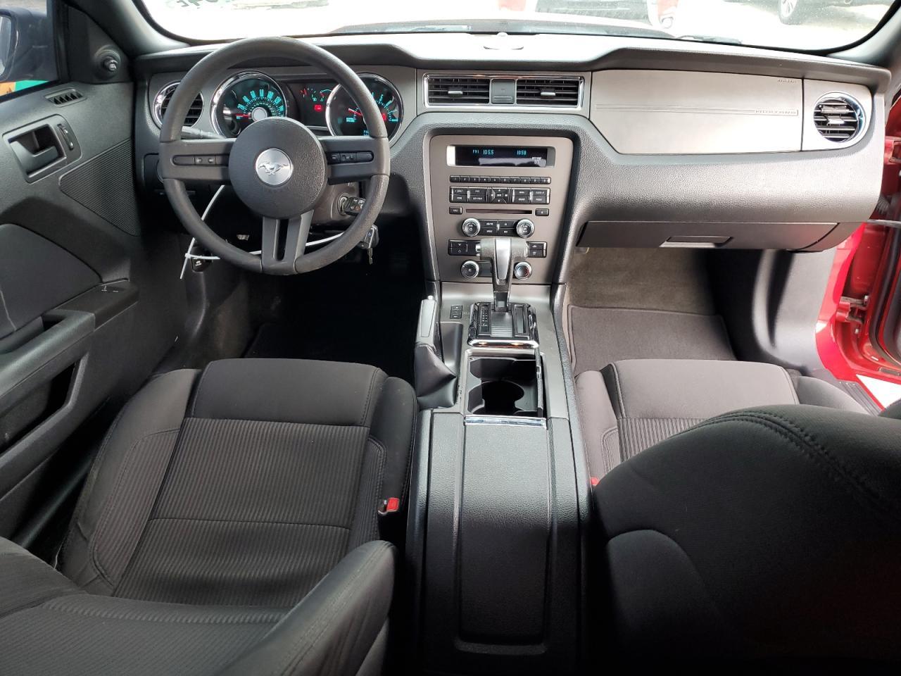 2012 FORD MUSTANG