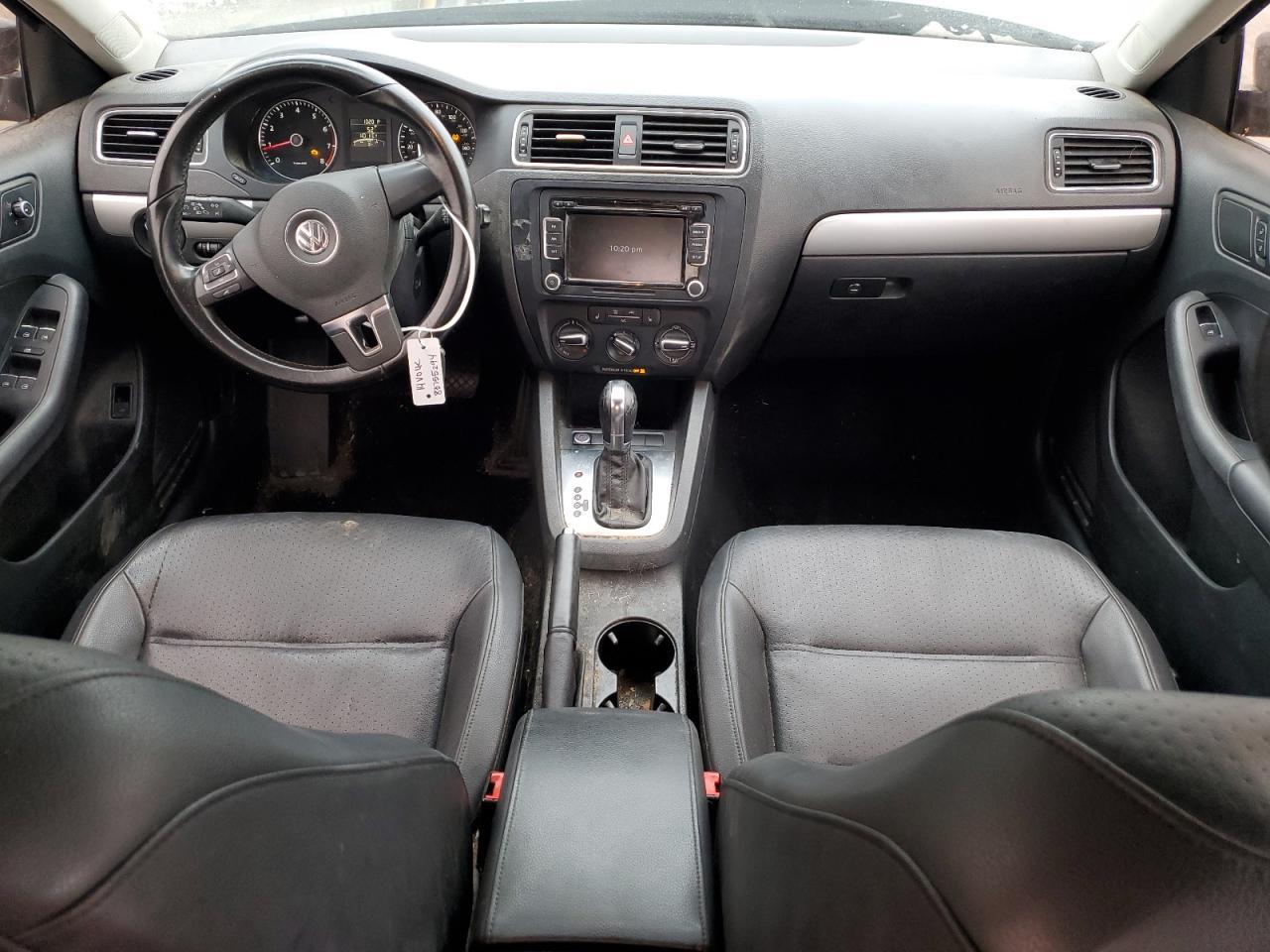 2014 VOLKSWAGEN JETTA