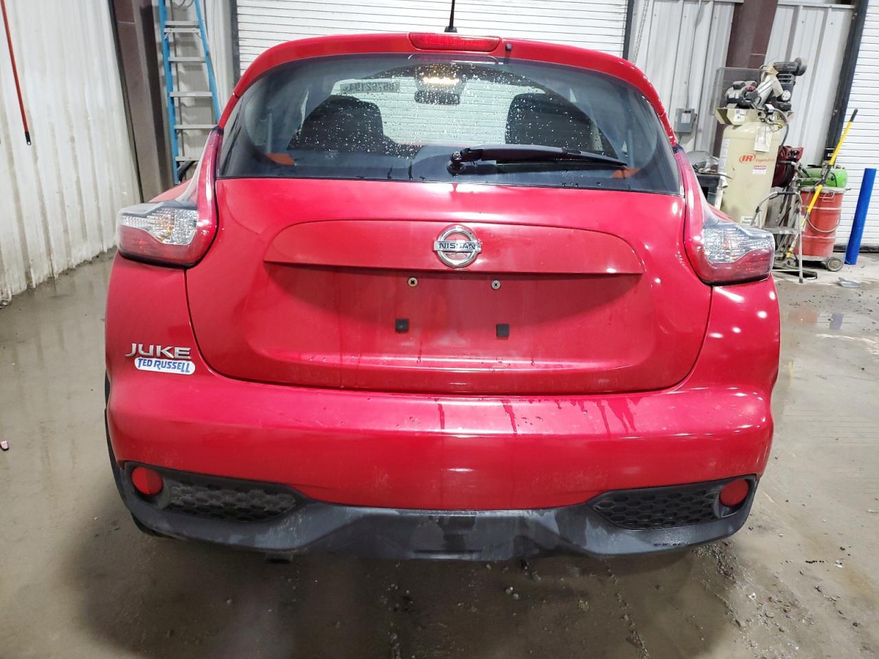 2015 NISSAN Juke