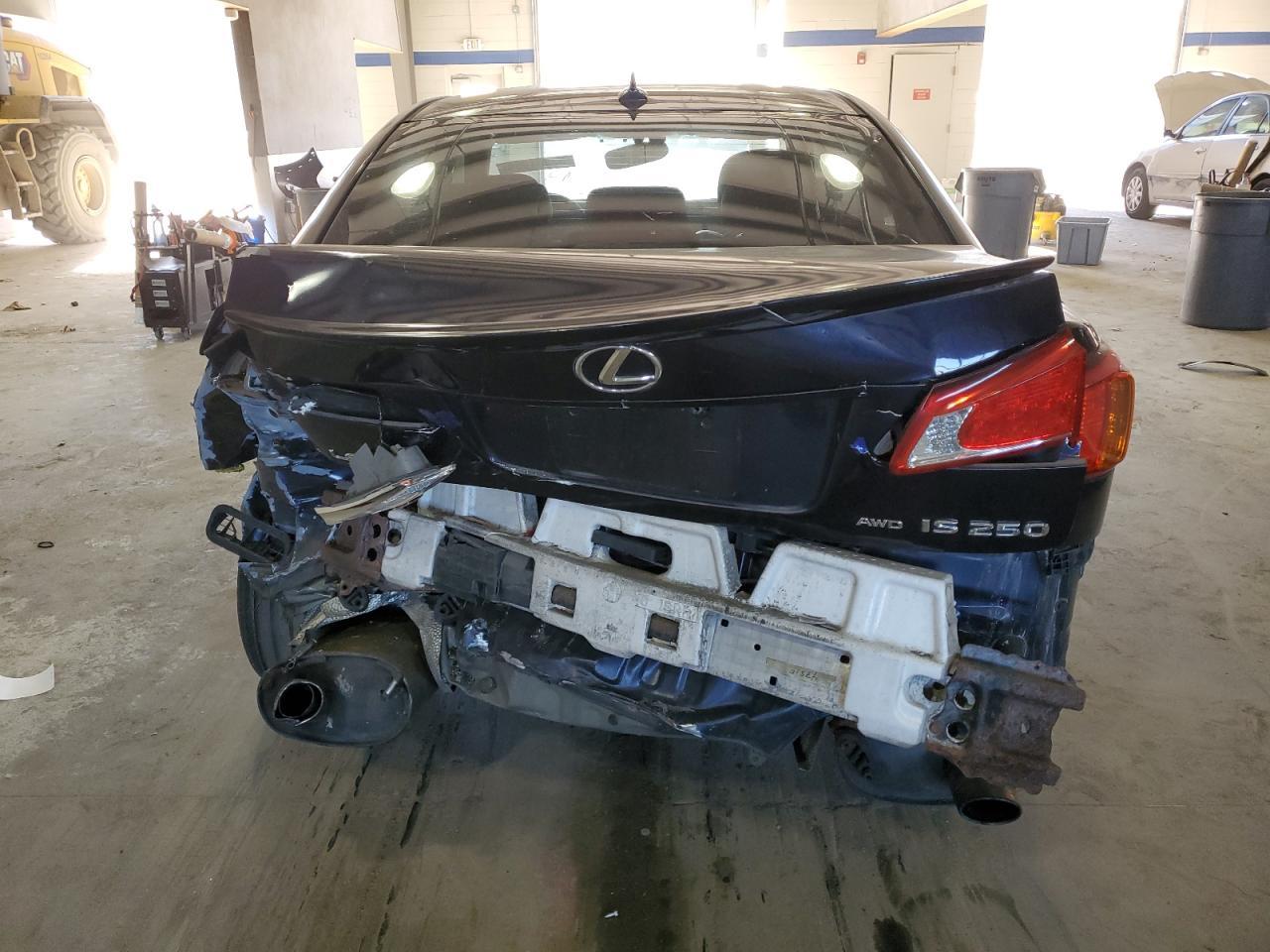 2010 LEXUS Is