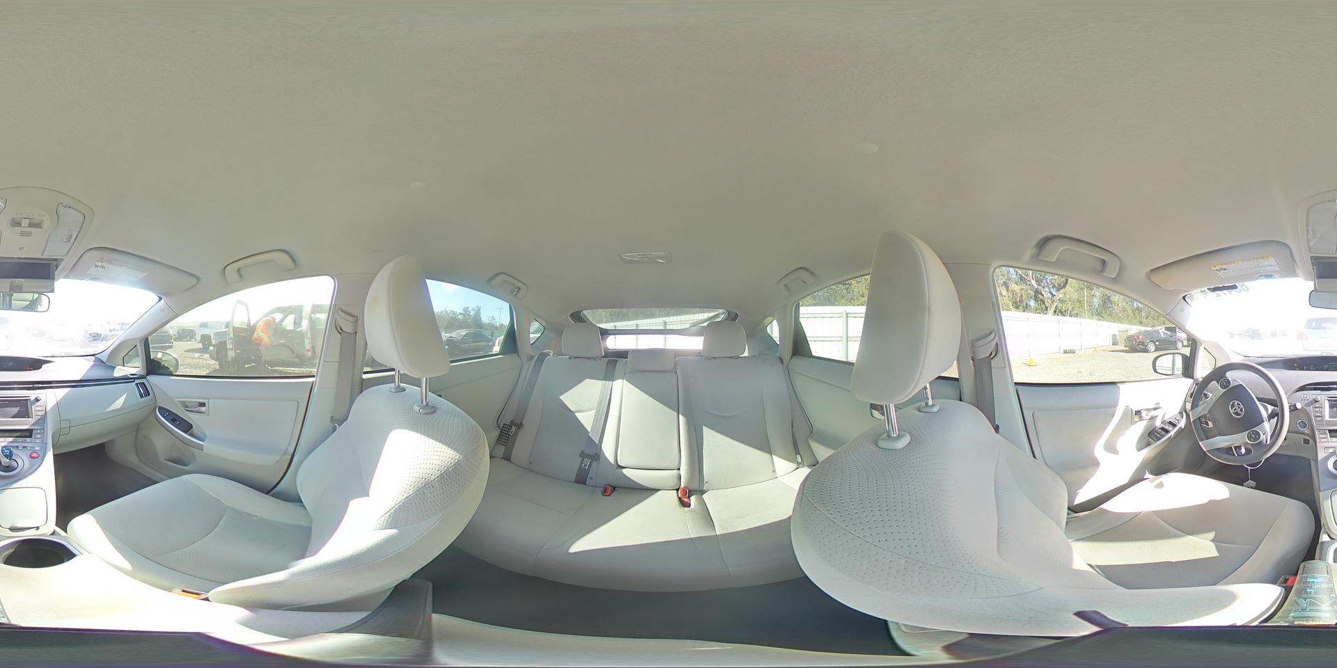 2015 TOYOTA PRIUS