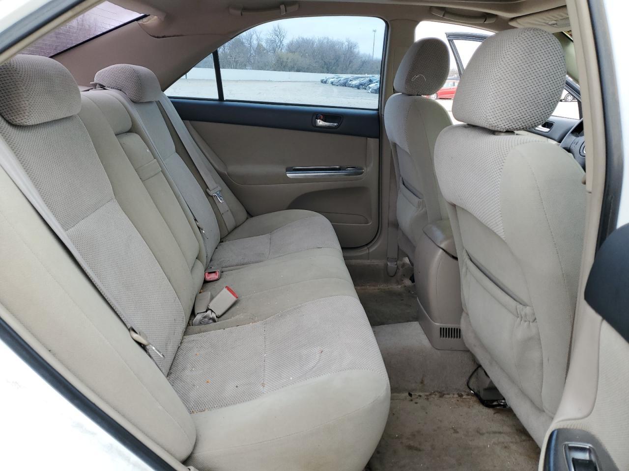2004 TOYOTA CAMRY