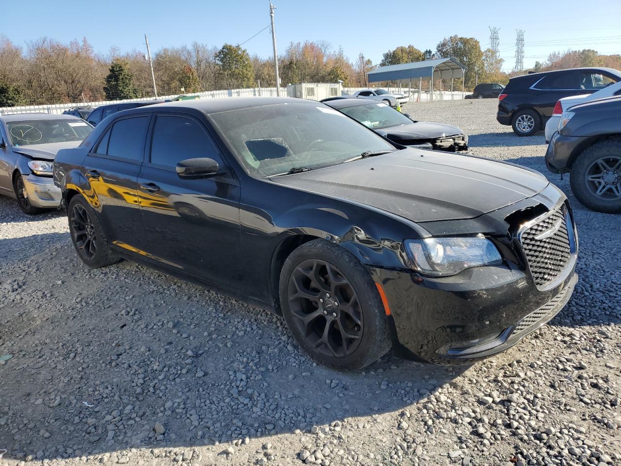 2019 CHRYSLER 300