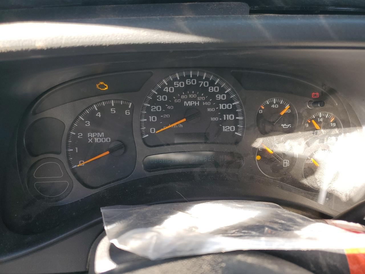 2003 CHEVROLET Tahoe