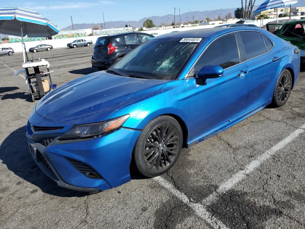 2018 TOYOTA CAMRY
