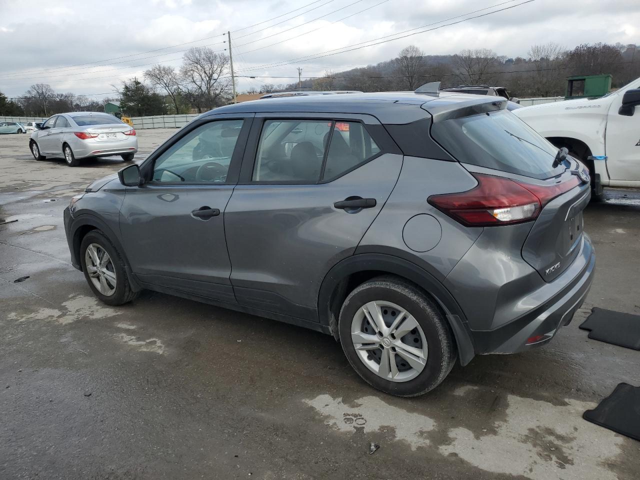 2023 NISSAN KICKS