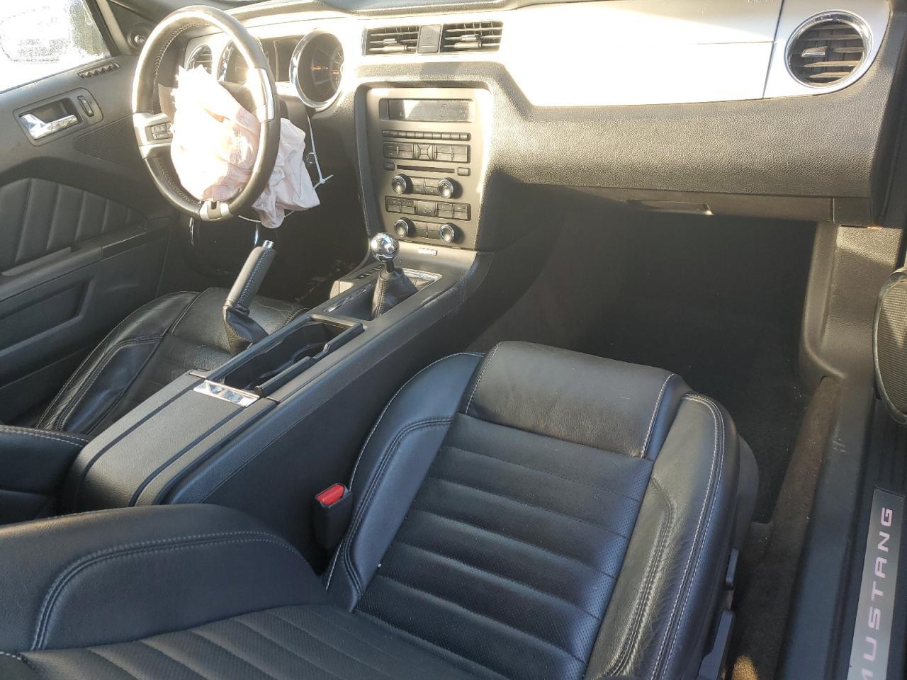 2013 FORD MUSTANG