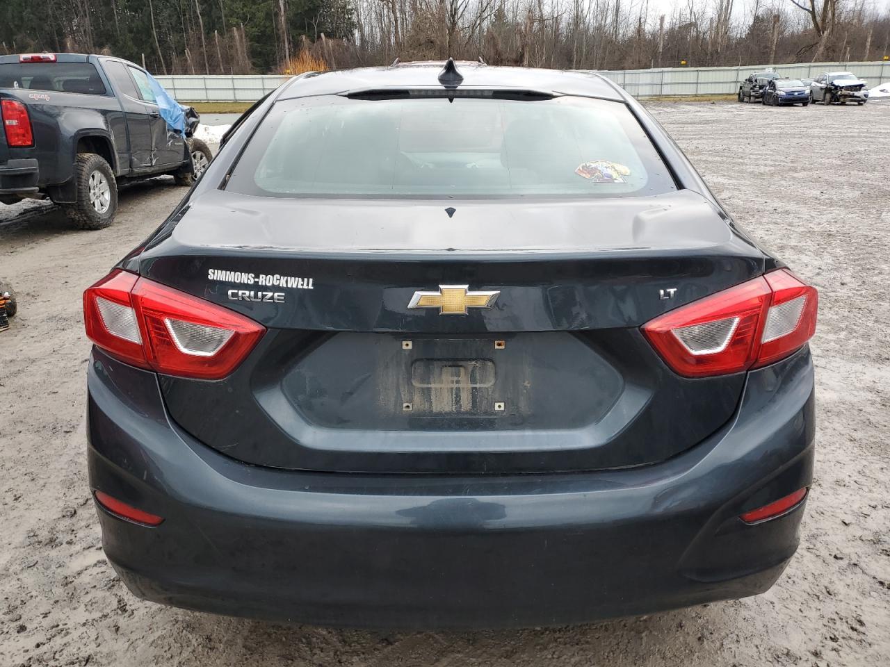 2017 CHEVROLET CRUZE