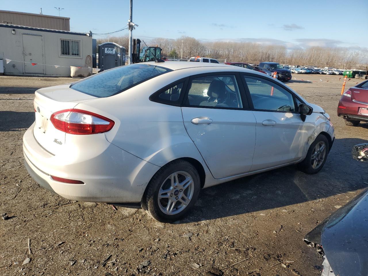 2018 FORD Fiesta