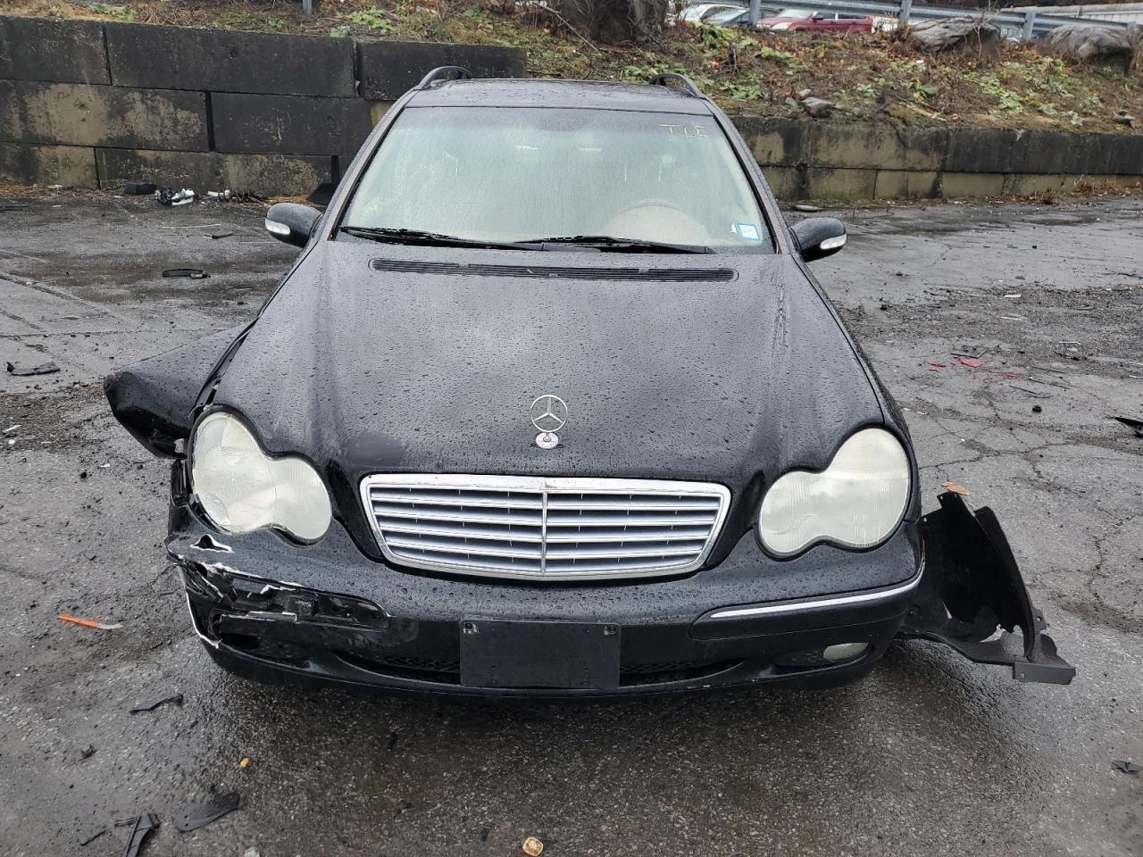 2002 MERCEDES-BENZ C-CLASS