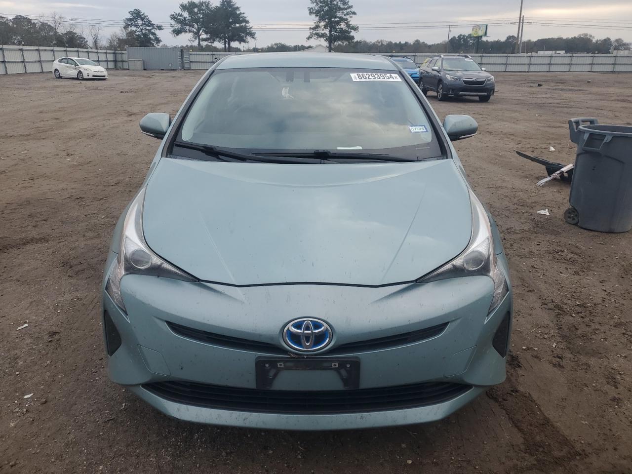 2016 TOYOTA PRIUS