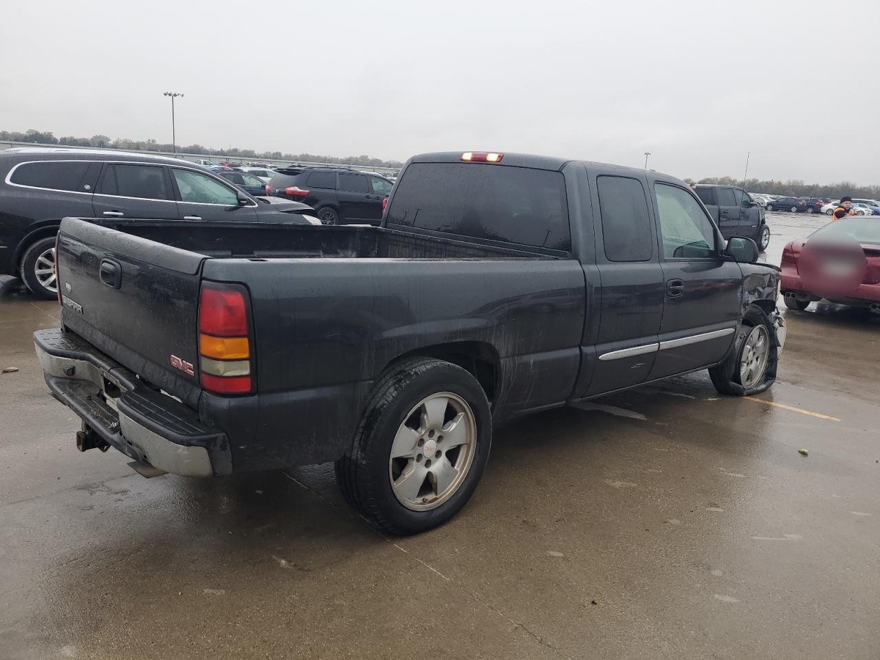 2004 GMC Sierra