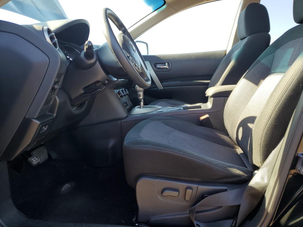 2013 NISSAN ROGUE
