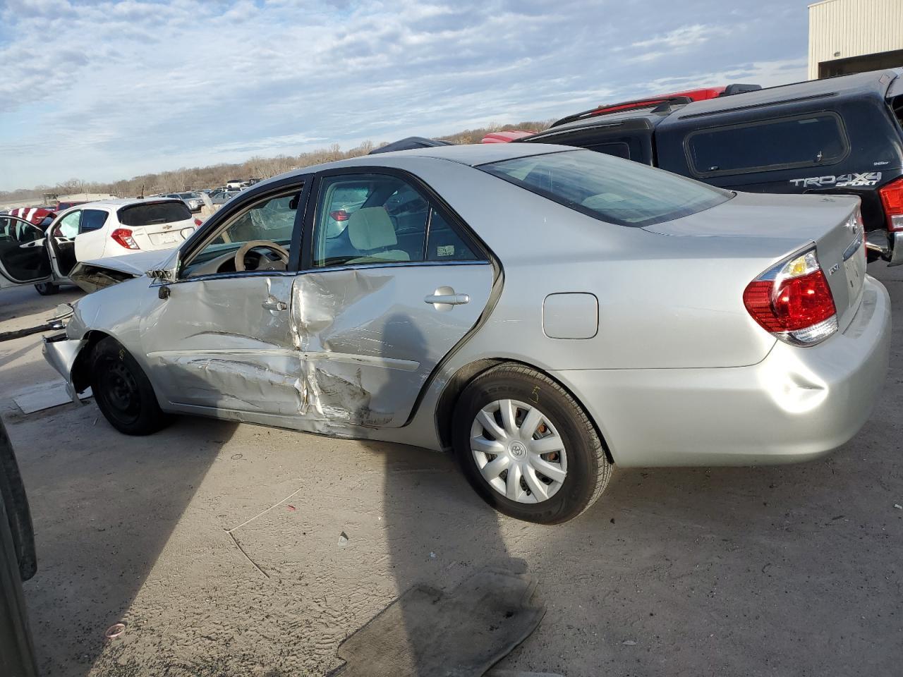 2005 TOYOTA CAMRY