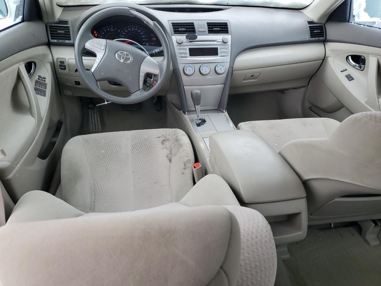 2011 TOYOTA CAMRY